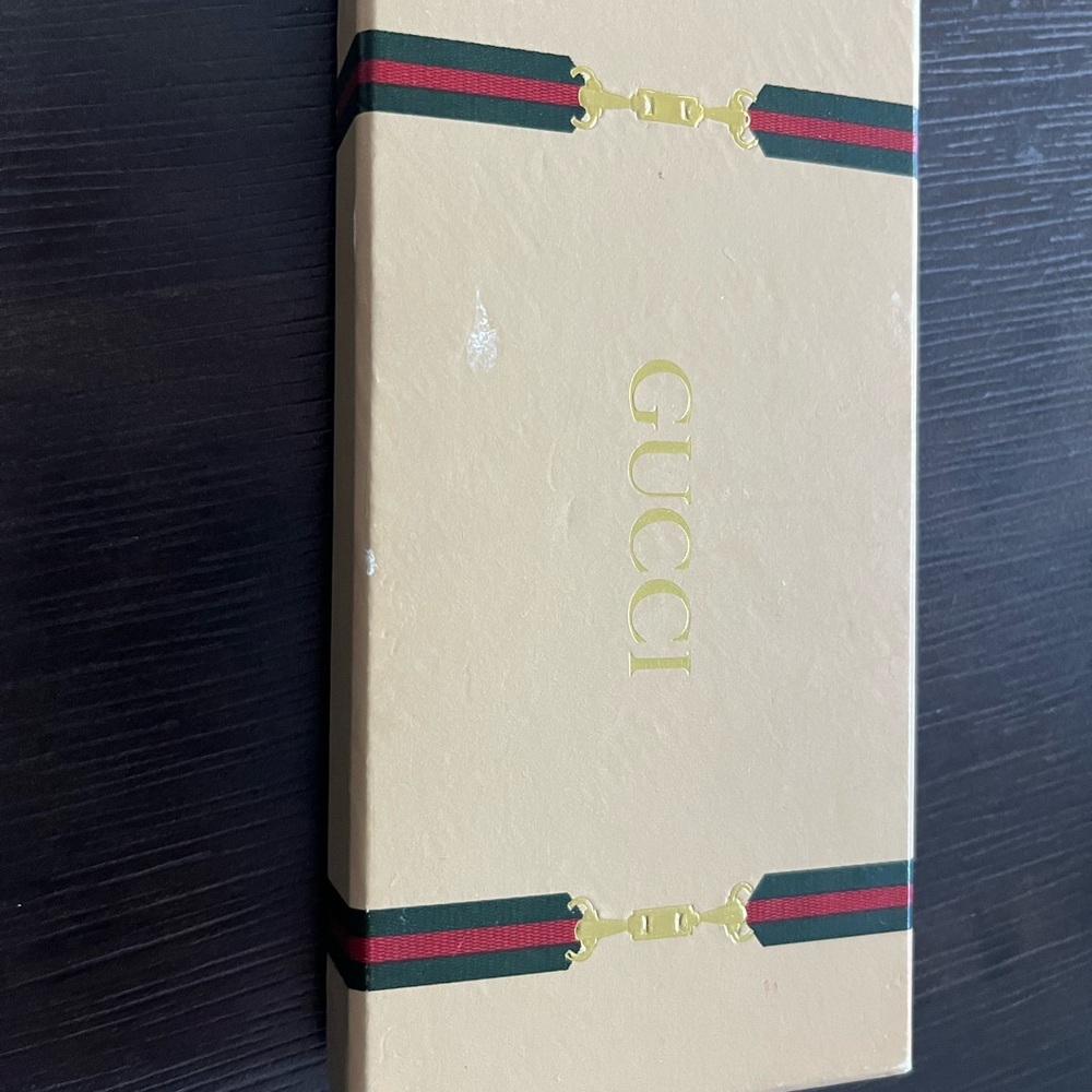 Gucci gold life preserver key chain - Picture 6 of 6
